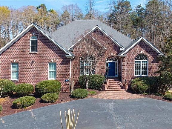 3rd image of 1515 Timber Creek Ln