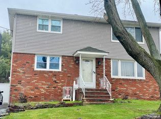 6 Fredericks Ct FLOOR 2, Elmwood Park, NJ 07407
