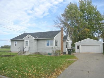 213 3rd Ave NW, Plato, MN, 55370