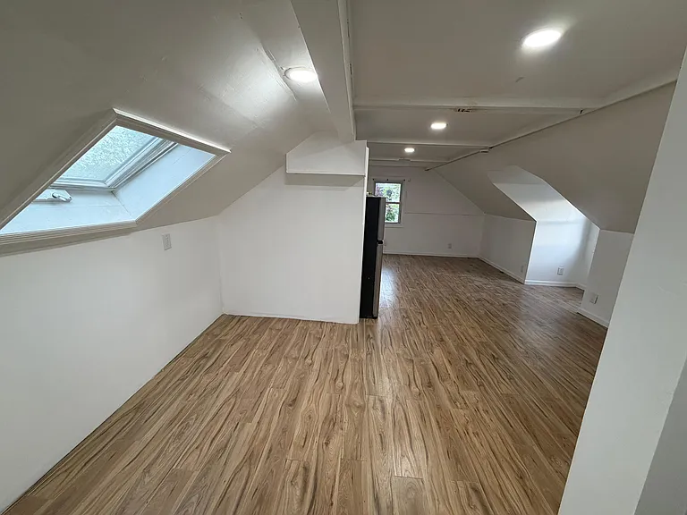 37 Mead Ave — Photo 17