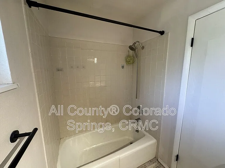 1338 Westend Ave — Photo 14