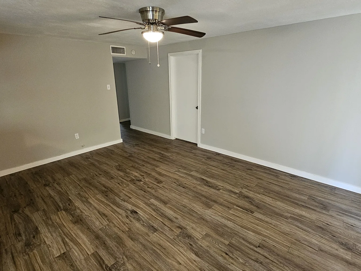 5731 W Airport Blvd — Photo 4