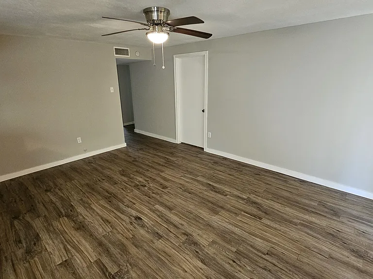 5731 W Airport Blvd — Photo 4