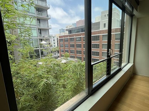 3rd image of 1111 S Grand Ave #608
