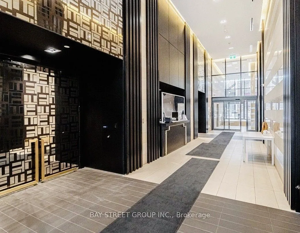 2 bed, $2,400 — Photo 2