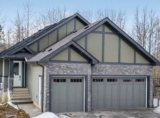 1129 Gyrfalcon Cres NW, Edmonton, AB T5S 0S5