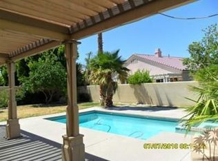 1082 E Via San Michael Rd, Palm Springs, CA 92262