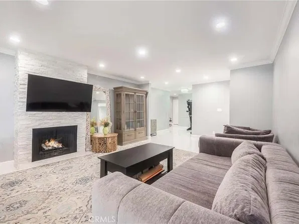635 E Elmwood Ave Unit 106, Burbank, CA 91501