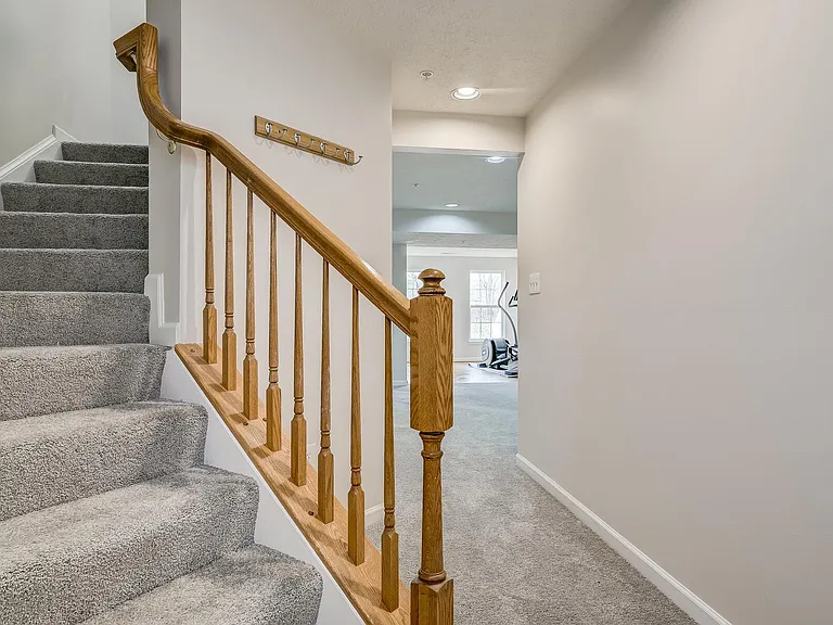 1432 Pangbourne Way — Photo 7