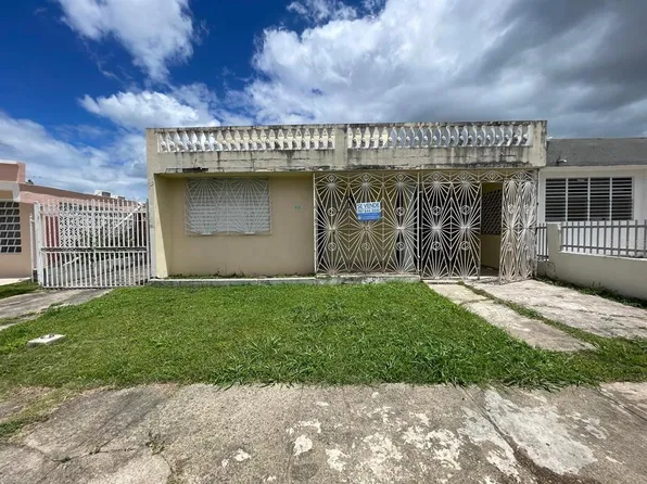 Seventeen 15 Brillante St, Caguas, PR 00725