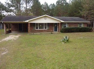 44 Hinson Farm Rd, Hazlehurst, GA 31539