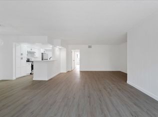 174 N Almont Dr APT 203, Beverly Hills, CA 90211