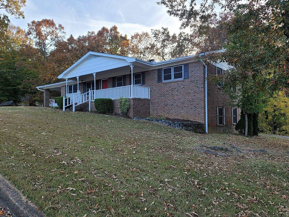 1st image of 130 Skyline Dr
