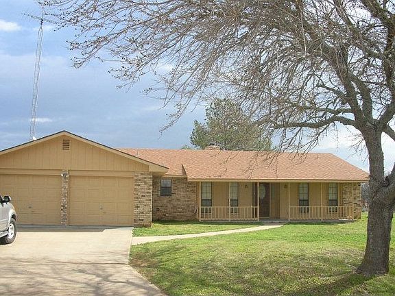 2nd image of 448 Goehmann Ln