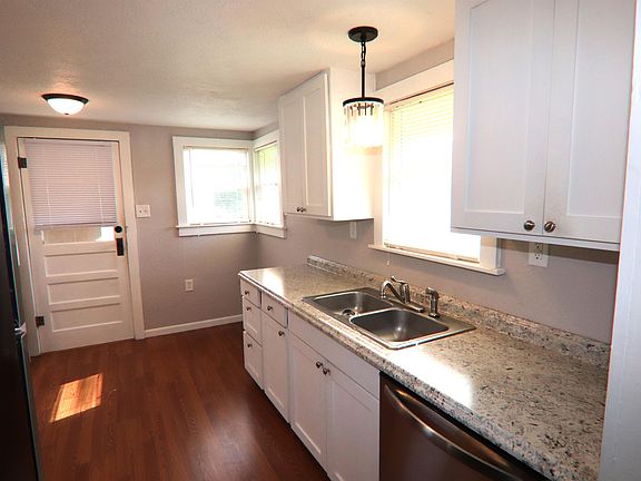3rd image of 185 W Herring St