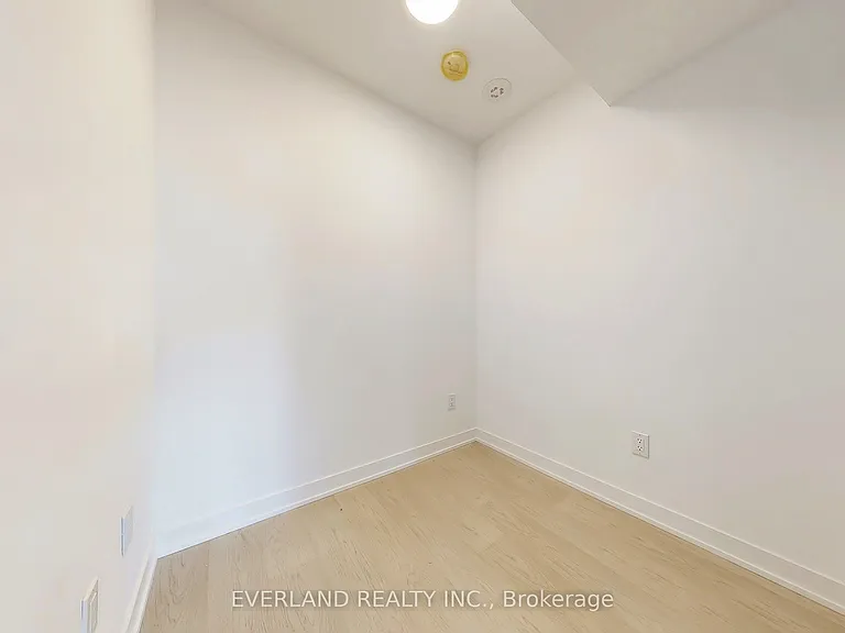 252 Church St #2512 — Photo 18