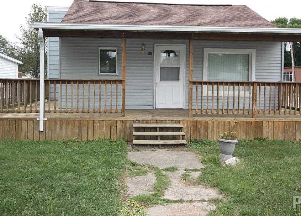 1st image of 505 N Main St