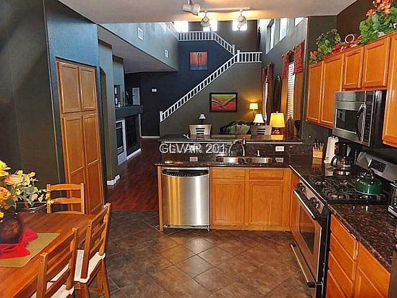 4th image of 2523 W Richmar Ave #0
