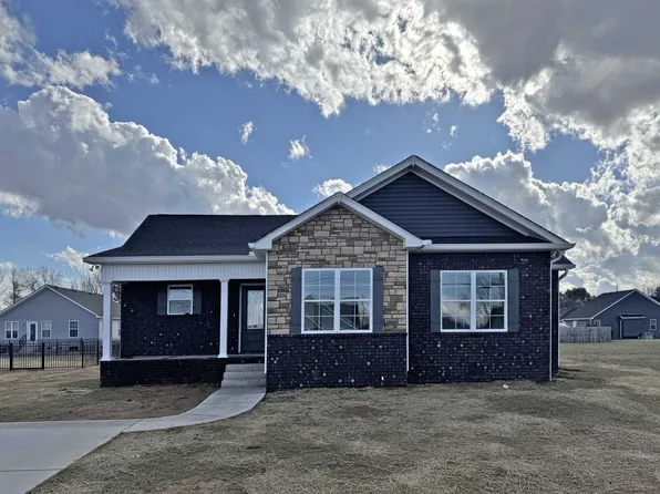 104 Thacker Dr, Portland, TN 37148