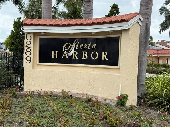 1250 N Portofino Dr APT 202, Sarasota, FL 34242