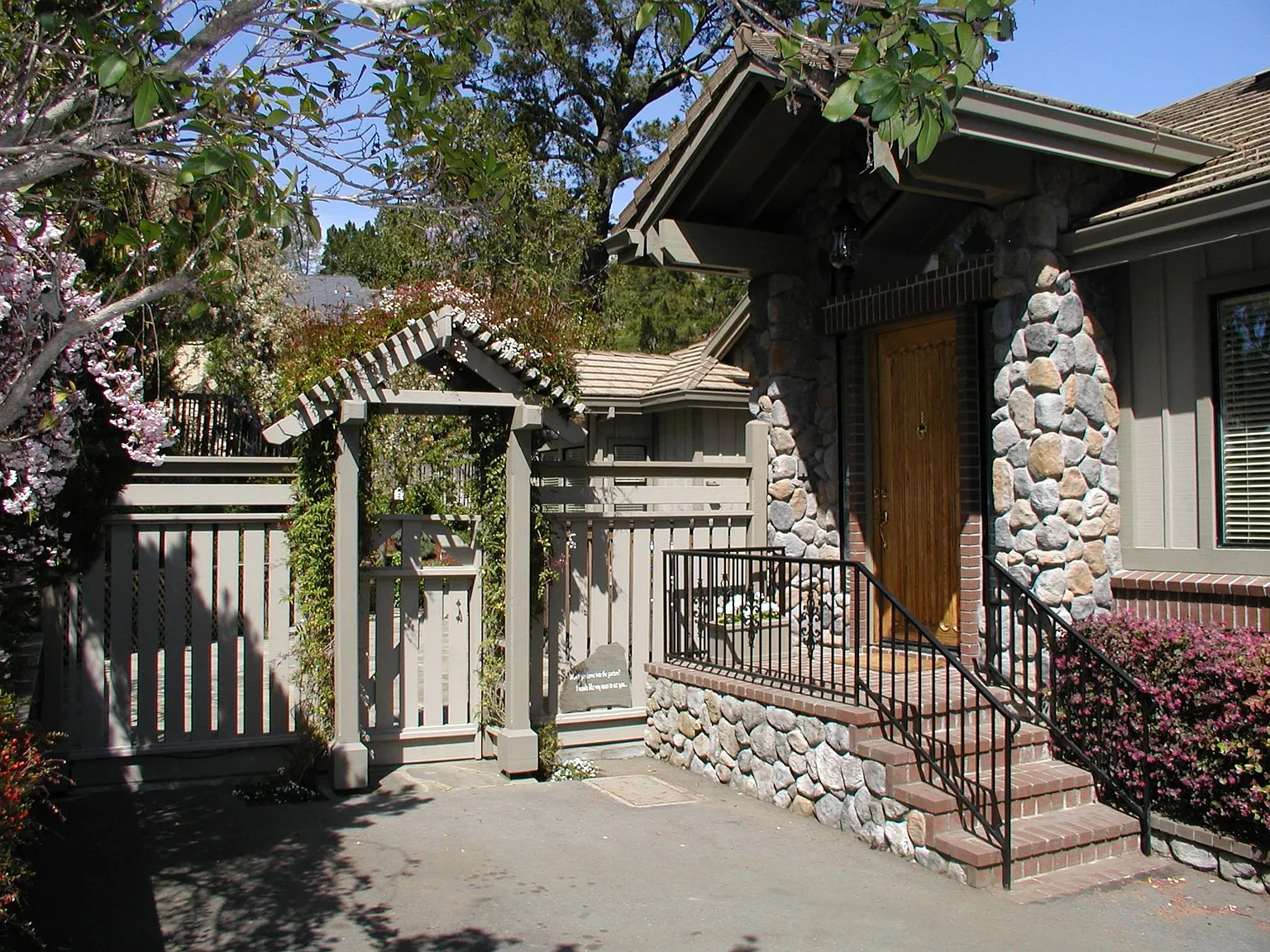 42 Southwood Dr photo 1
