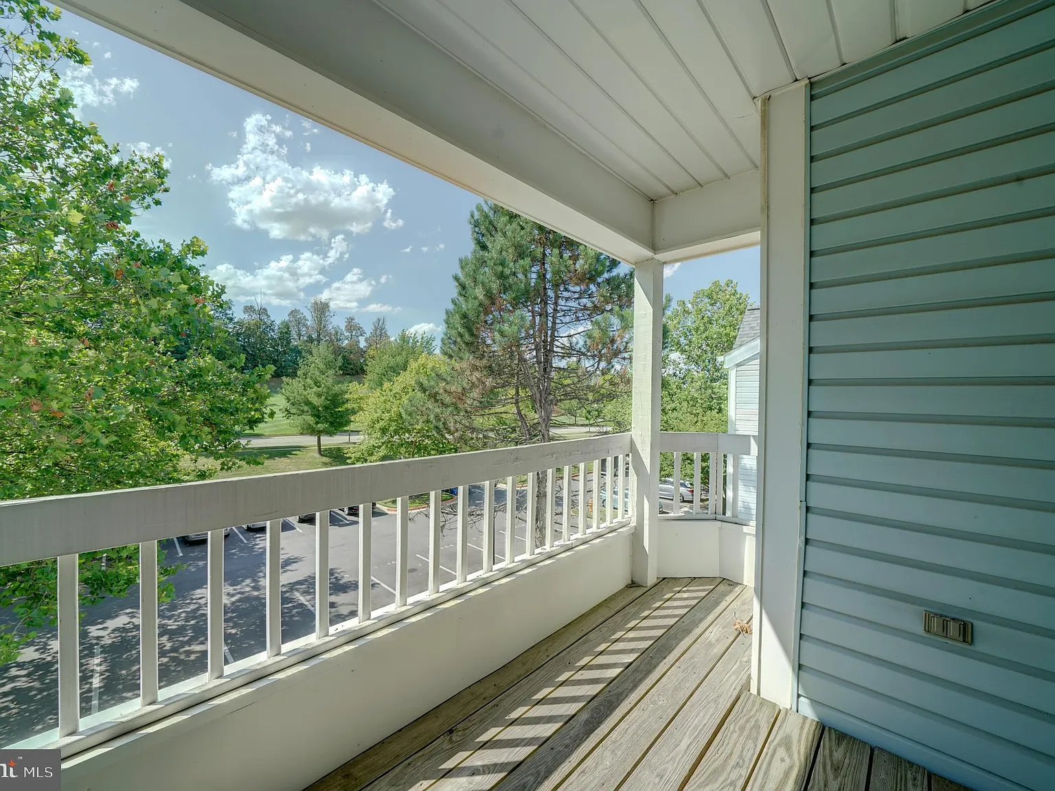 2 bed, 944 sqft, $1,900 — Photo 4