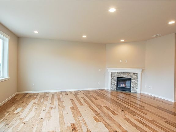 2nd image of 1780 River Walk Ln