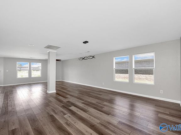 2nd image of 3571 Avalon Lake Dr