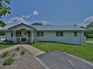 28 Maple Ln, Tunkhannock, PA 18657