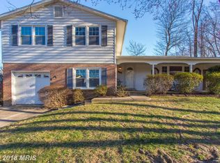 10161 Bessmer Ln, Fairfax, VA 22032