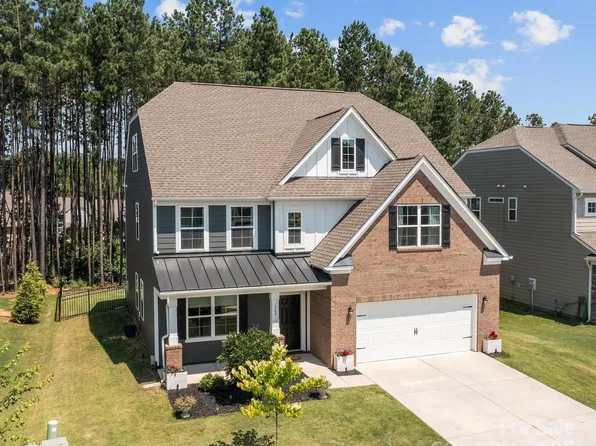 169 Rooster Tail Ln, Troutman, NC 28166
