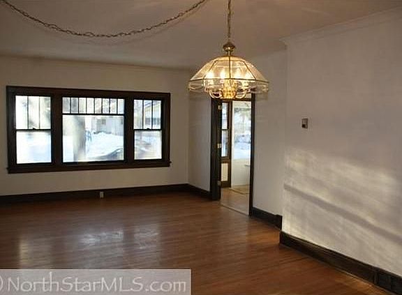 4th image of 2827 Garfield St NE