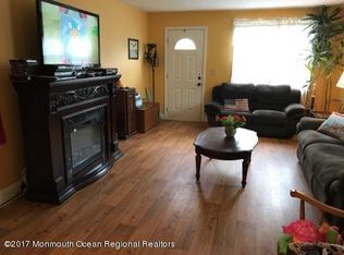 47 Cedar St, Highlands, NJ 07732
