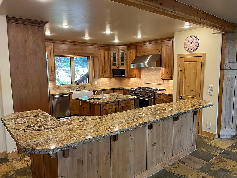 Kitchen 1