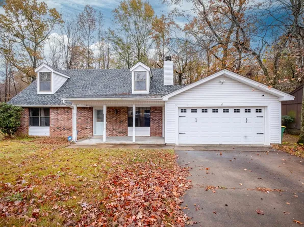 522 Goldenwood Dr, Jacksonville, AR 72076