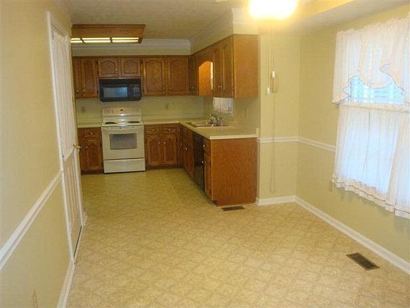 View to kitchen