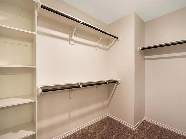 8016 Scanlan Trl — Photo 11