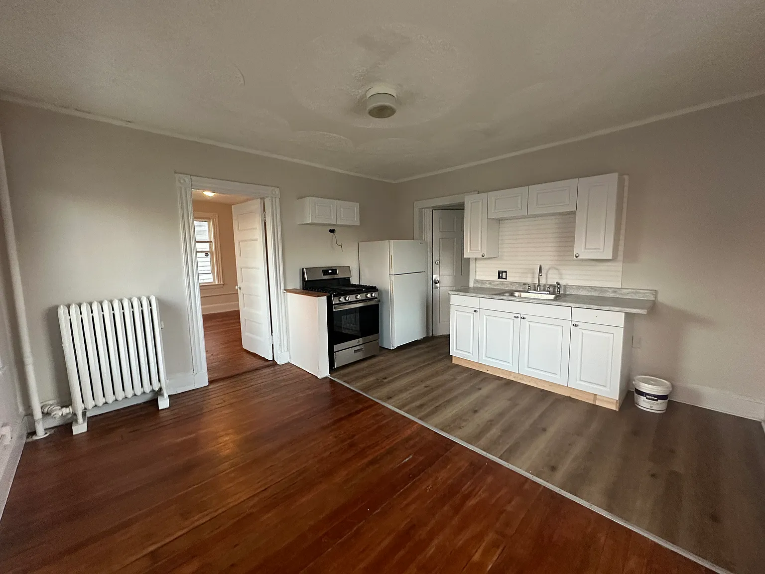 1 bed, 600 sqft, $1,800 — Photo 3