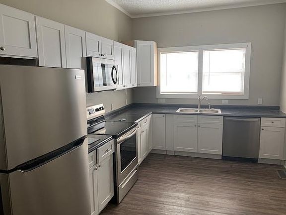 3rd image of 1619 Branner St
