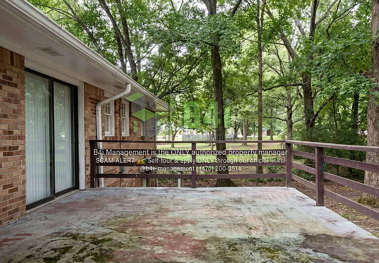 6106 Venetian Way SW — Photo 17