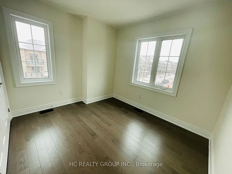 117 Thomas Frisby Jr Cres — Photo 16