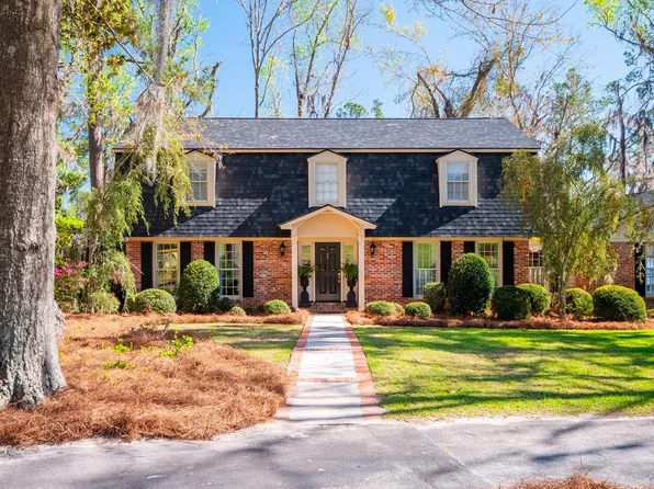 1144 N Lakeshore Dr, Valdosta, GA 31605