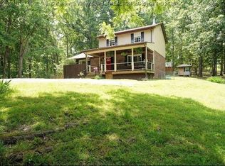 690 Rambling Hills Rd, Elkview, WV 25071
