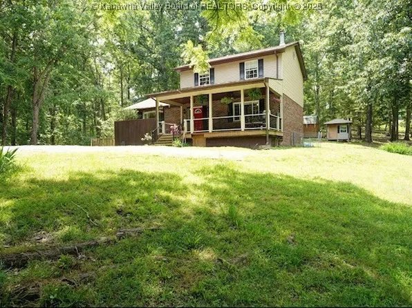 690 Rambling Hills Rd, Elkview, WV 25071
