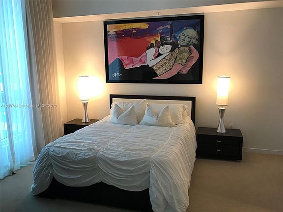 2nd image of 300 S Biscayne Blvd APT 3603