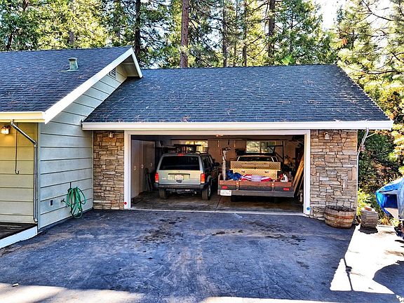 2nd image of 2443 Country Club Dr #12/76
