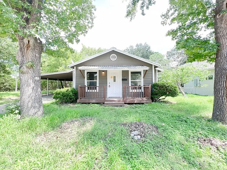 636 N Wilcox St — Photo 16