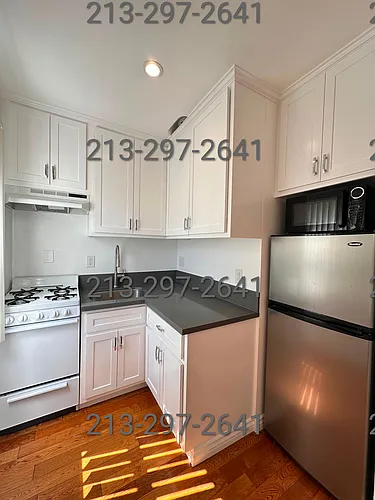 1205 N Formosa Ave #10 Photo 1
