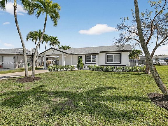 3rd image of 8008 NW 101st Ave