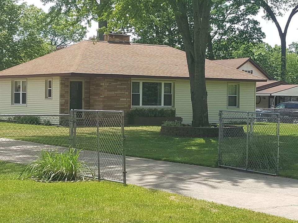 1st image of 2297 Oak Ave